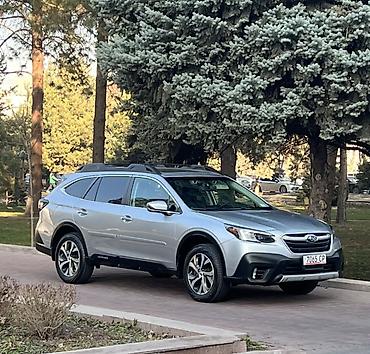 Subaru Outback: 2022 г., 2.5 л, Вариатор, Бензин, Универсал
