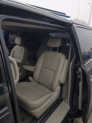 Kia: Kia Carnival: 2018 г., 2.2 л, Автомат, Дизель, Минивэн — 13