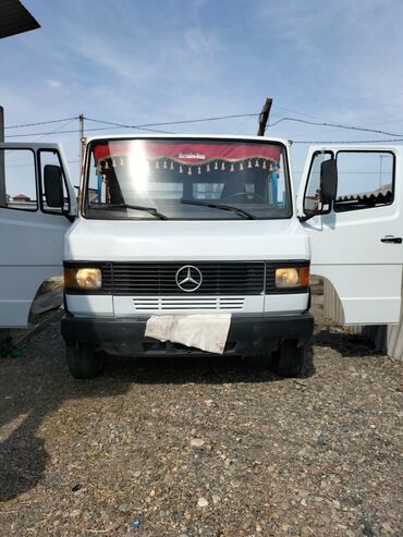 авто мерс: Mercedes-Benz : 1990 г., 4 л, Механика, Дизель