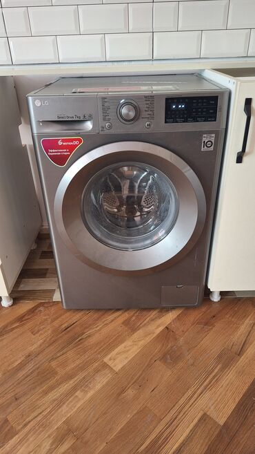 Стиральная машина LG, 7 кг, Автомат, Без сушки, Нет кредита