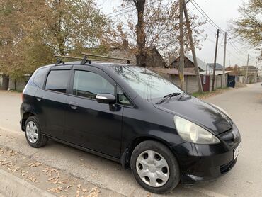 Honda: Honda Fit: 2005 г., 1.3 л, Вариатор, Бензин