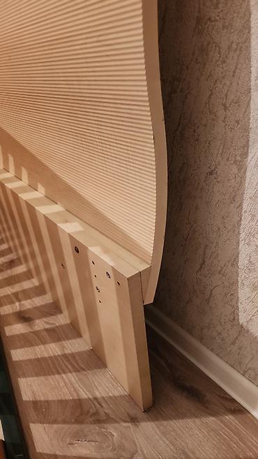 yataq desti teze: Yataq otağı şkafı və tumbaları (çarpayıda çatışmayan hissələr olduğu — 8