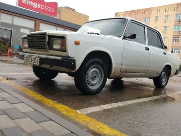 torpaqla barter masin deyisirem: VAZ (LADA) 2107: 1.6 l | 2007 il 154097 km Hetçbek