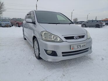 продаю toyota: Toyota Ipsum: 2004 г., 2.4 л, Типтроник, Бензин, Минивэн