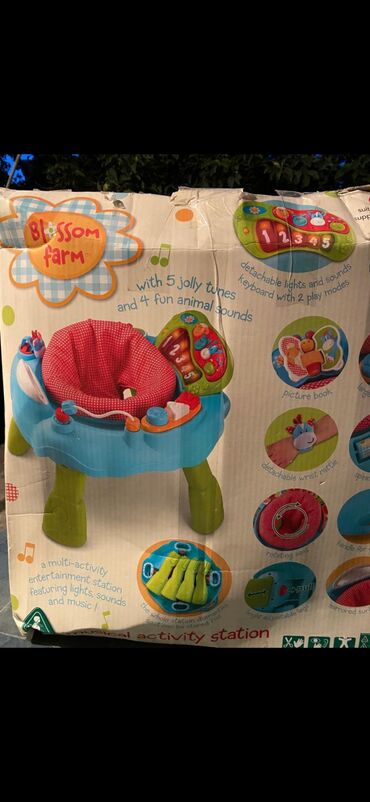 Uşaq geyimi və ayaqqabıları: Xadilka
Yeni
Qiymet 50m