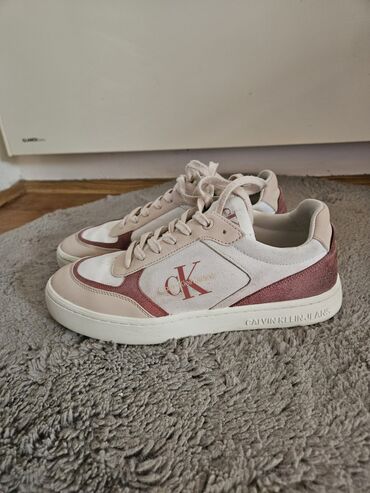 95 zenske patike: Calvin Klein, 41, color - Beige