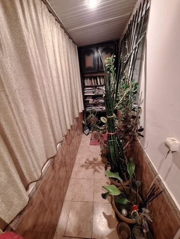 Köhnə tikili: Bakı, 8-ci kilometr, 3 otaqlı, Köhnə tikili, m. Neftçilər, 96 kv. m — 4