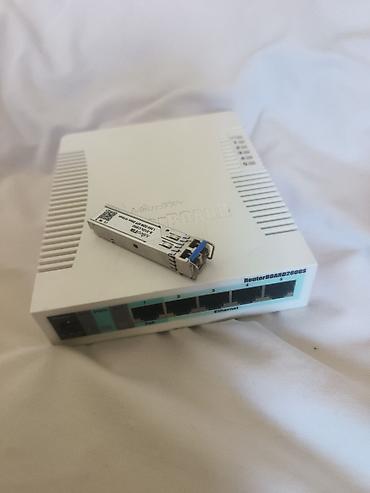 mikrotik: MikroTik RouterBOARD RB260GS (CSS106-5G-1S) – idarəolunan Gigabit — 2