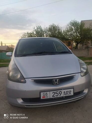 авто пракат: Honda Fit: 2003 г., 1.3 л, Автомат, Бензин, Хэтчбэк