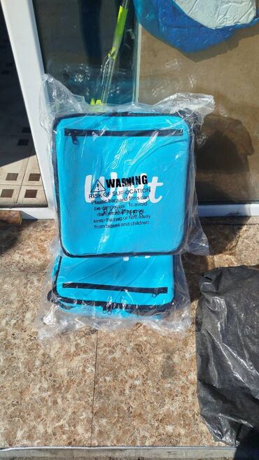 Kuryer çantaları: Wolt sunka pakofka Motosiklet ucundur Qiymet 35 azn . Memar ecemi