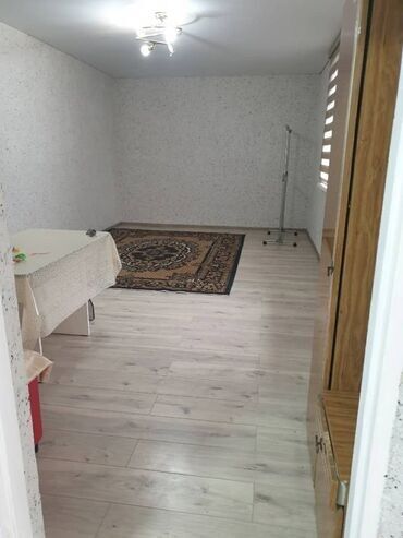 дома в чалдоваре: 20 кв. м, 1 бөлмө, Жертөлө, ороо, Забор, тосулган