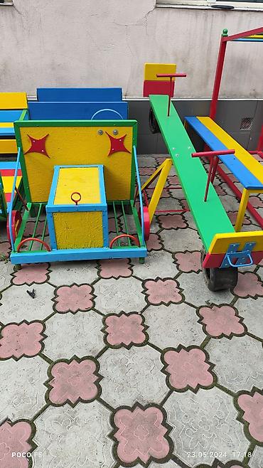 Детский мир: Качели турники песочницы скамейки балансиры машинки — 6