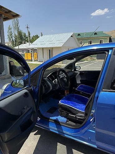 классика мото: Honda Jazz: 2004 г., 1.5 л, Механика, Бензин, Хэтчбэк — 5