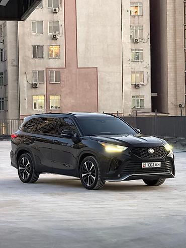 Toyota: Toyota Highlander: 2021 г., 3.5 л, Автомат, Бензин, Кроссовер — 2