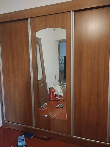 Купе шкафтар: Шкаф-купе с зеркалом - Тип: трёхдверный шкаф-купе - Материал фасадов — 1