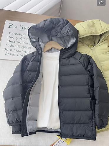 Детская стеганая куртка с капюшоном под Uniqlo - Утеплённая, легкая