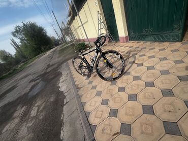 Шоссейные велосипеды: Шоссейный велосипед, Рама M (156 - 178 см), Б/у — 2