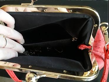 Классические сумки: Сумка новая, брала за 2500,отдаю за 600 цепочка и длинный ремешок она — 5