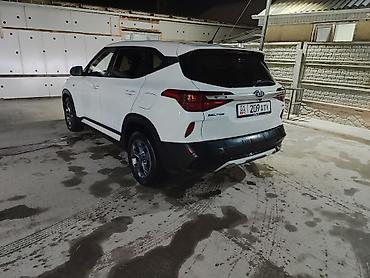 e 303: Kia Seltos: 2021 г., 1.6 л, Робот, Бензин — 1