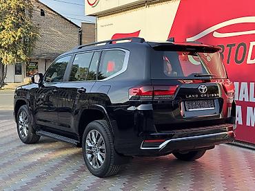 300 крузак: Toyota Land Cruiser: 2026 г., 3.5 л, Автомат, Бензин, Внедорожник — 6