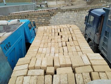 Vauxhall: Tikinti üçün kərpic (daş) - Material: təbii daş tərkibli, qum‑əhəng