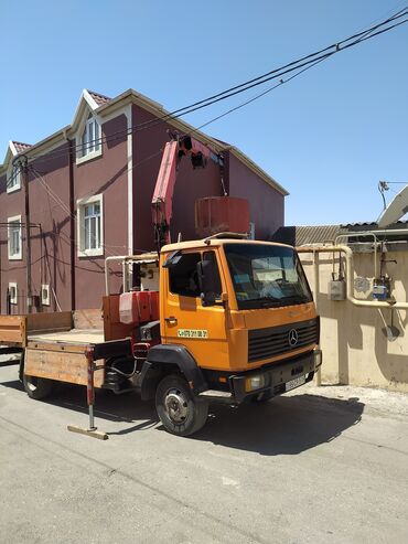 Kranlar: Mercedes-Benz 817 kranlı yük maşını - Buraxılış ili: 1997 - Mühərrik — 4