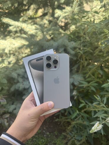 Apple iPhone: IPhone 15 Pro, Б/у, 256 ГБ, Natural Titanium, Коробка, В рассрочку, 89 %