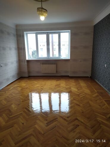 Köhnə tikili: Mənzil – çoxmərtəbəli daş binada - Plan: ayrıca otaq, mətbəx, sanitar — 10