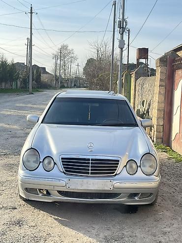 turbo.az c220: Mercedes-Benz E 320: 3.2 l | 2000 il Sedan — 3