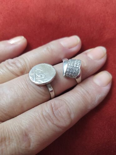 бриллиантовое кольцо цена бишкек: Серебряные кольца 17 размер.Цена за каждое кольцо.новые