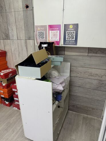 задний мос москвич: Продаю мебель кронштейн