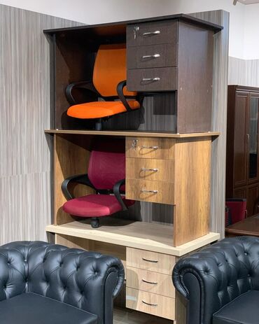 Ofis və oyun kresloları: Yeni, Təkərli, Qolları tənzimlənir, Dəri — 23