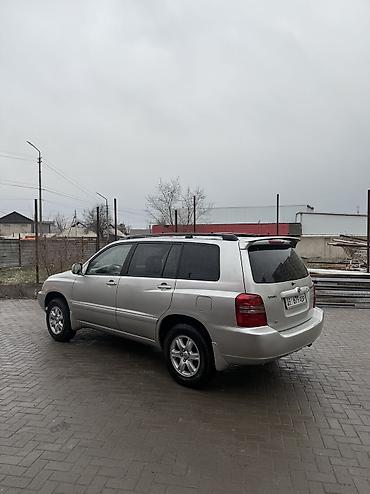 Toyota: Toyota Highlander: 2002 г., 3 л, Автомат, Газ, Кроссовер at lalafo.kg — 6 Toyota: Toyota Highlander: 2002 г., 3 л, Автомат, Газ, Кроссовер — 6
