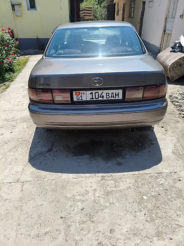 тутойт дымит: Toyota Camry: 1992 г., 2.2 л, Механика, Бензин, Седан — 9