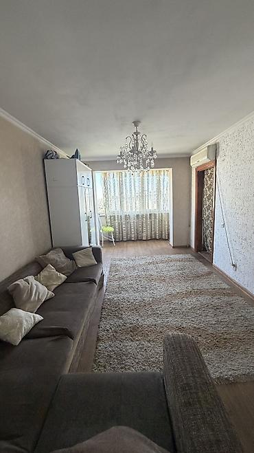 квартиры на день: 3 комнаты, 60 м², 104 серия, 5 этаж, Косметический ремонт — 1