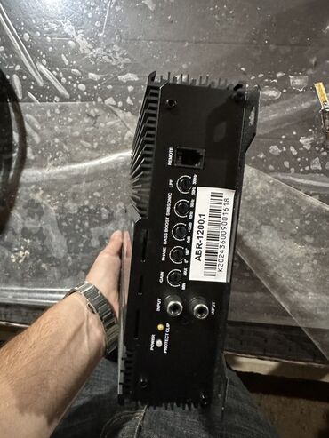 Dinamiklər və sabvuferlər: Avtomobil üçün səs sistemi komplekti - Subwooferlər: Pioneer Champion — 7