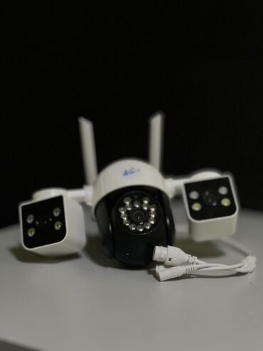 режим 13 с: Уличная Sim+Wi‑Fi IP-камера с прожекторами и поворотным модулем -