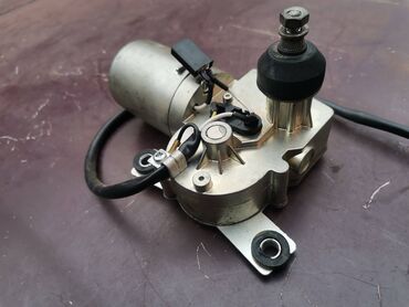 Auto delovi: Motor brisača zadnjih vrata Lada Niva, Lada 2104 Karavan, Lada 2108 — 7