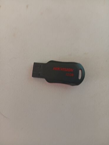 usb флеш: Продаю флешку 29.2 Гб для ноутбука