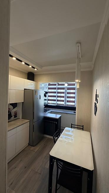 Квартиры: 3 комнаты, 62 м², Боконбаева/Уметалиева 105 серия, 9 этаж, Дизайнерский ремонт — 2