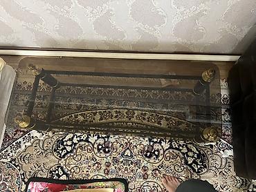 стеклянный стол офисный: Стеклянный журнальный столик в классическом стиле. - Прямоугольная — 4