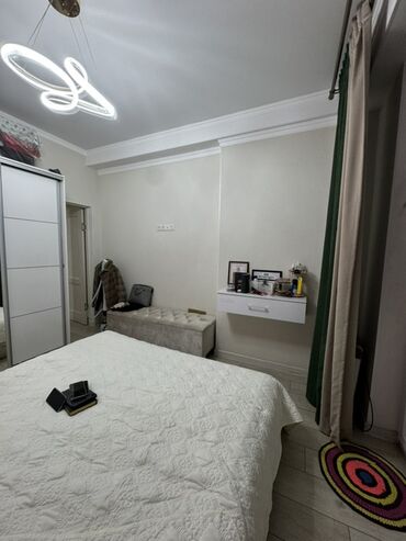 Продажа квартир: 3 комнаты, 77 м², Элитка, 10 этаж — 8