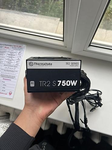 игровое: Блок питания Thermaltake TR2 S 750W (модель TR2 S 750W, P/N TRS-0750N) — 3