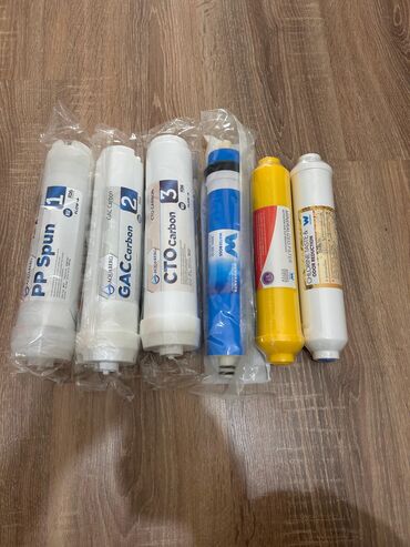 Su filtrləri: Puretech su filtrləri üçün kartriclər dəsti. Dəstdə 3 önləyici filtr — 9