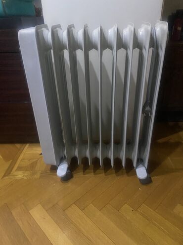 Elektrikli qızdırıcılar və radiatorlar: Islegdir,hec bir problrmi yoxdur
yagla gizdirir