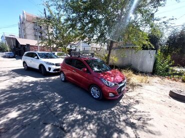 обмен на малолетражку: Chevrolet Spark: 2019 г., 1 л, Автомат, Бензин, Хэтчбэк