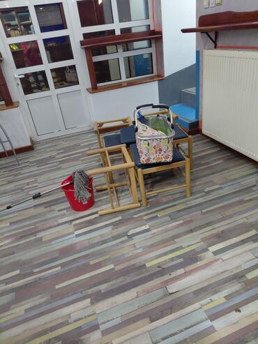 Restorani, kafići: Izdaje se kompletno opremljen ugostiteljski lokal sa šankom i — 8