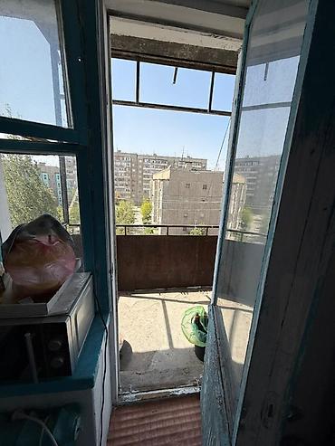 Продажа квартир: 1 комната, 32 м², Индивидуалка, 5 этаж, Старый ремонт — 8