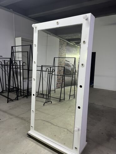 Шкафы для одежды: Шкаф для одежды, Б/у, Прямой, МДФ — 16