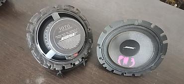 Динамики для авто: Акустические динамики для автомобиля — набор из нескольких пар. Много — 9